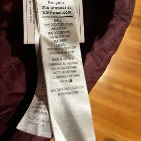 PATAGONIA Women's ALPLIGHT DOWN JACKET Dark Ruby Size LARGE - Picture 7 of 14